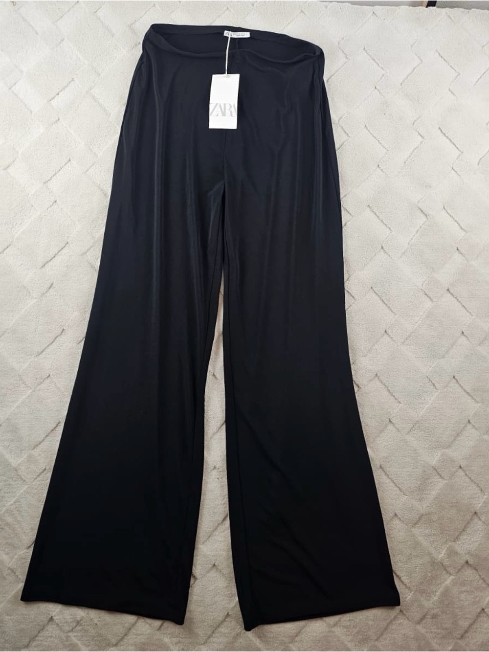Zara Pull On Flare Leg Pants Womens Medium Black Stretch Preppy Casual